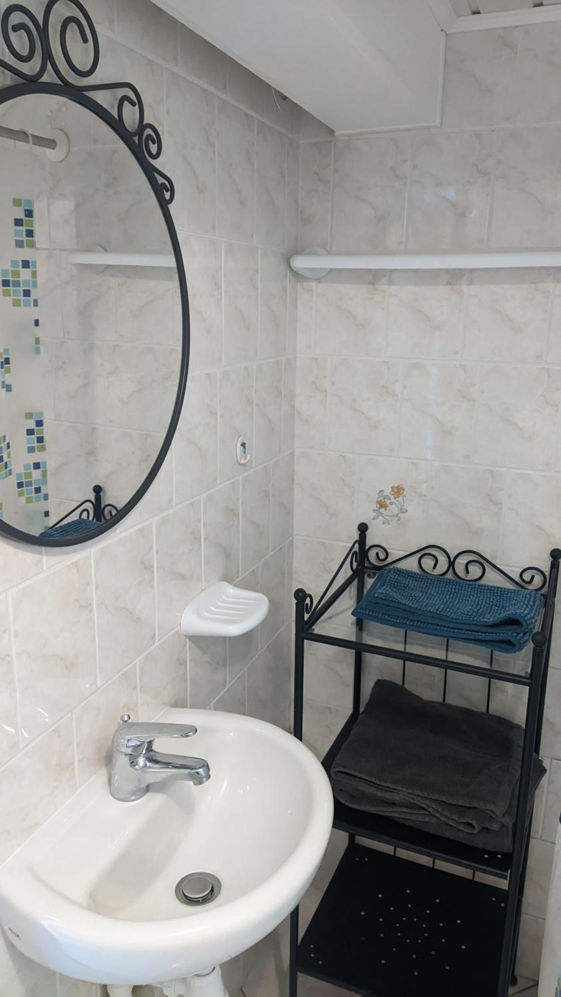 Studio A La Campagne Dans Corps De Ferme Renovee Chancey Стая снимка